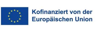 Flagge der Europäischen Union mit der Aufschrift „Kofinanziert von der EU“